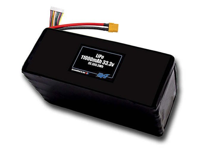 A MaxAmps LiPo 11000mAh 10S 37 volt battery pack